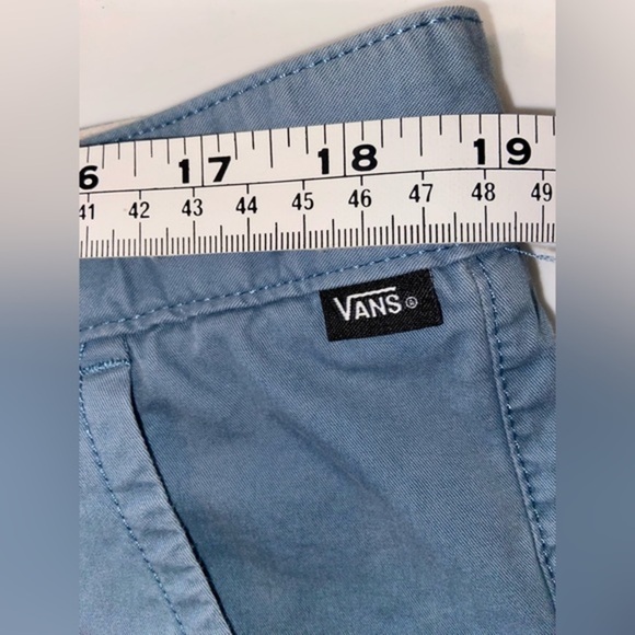 2/40$ Men’s VANS 100% cotton flat front dusty blue shorts size 38 - Picture 8 of 9
